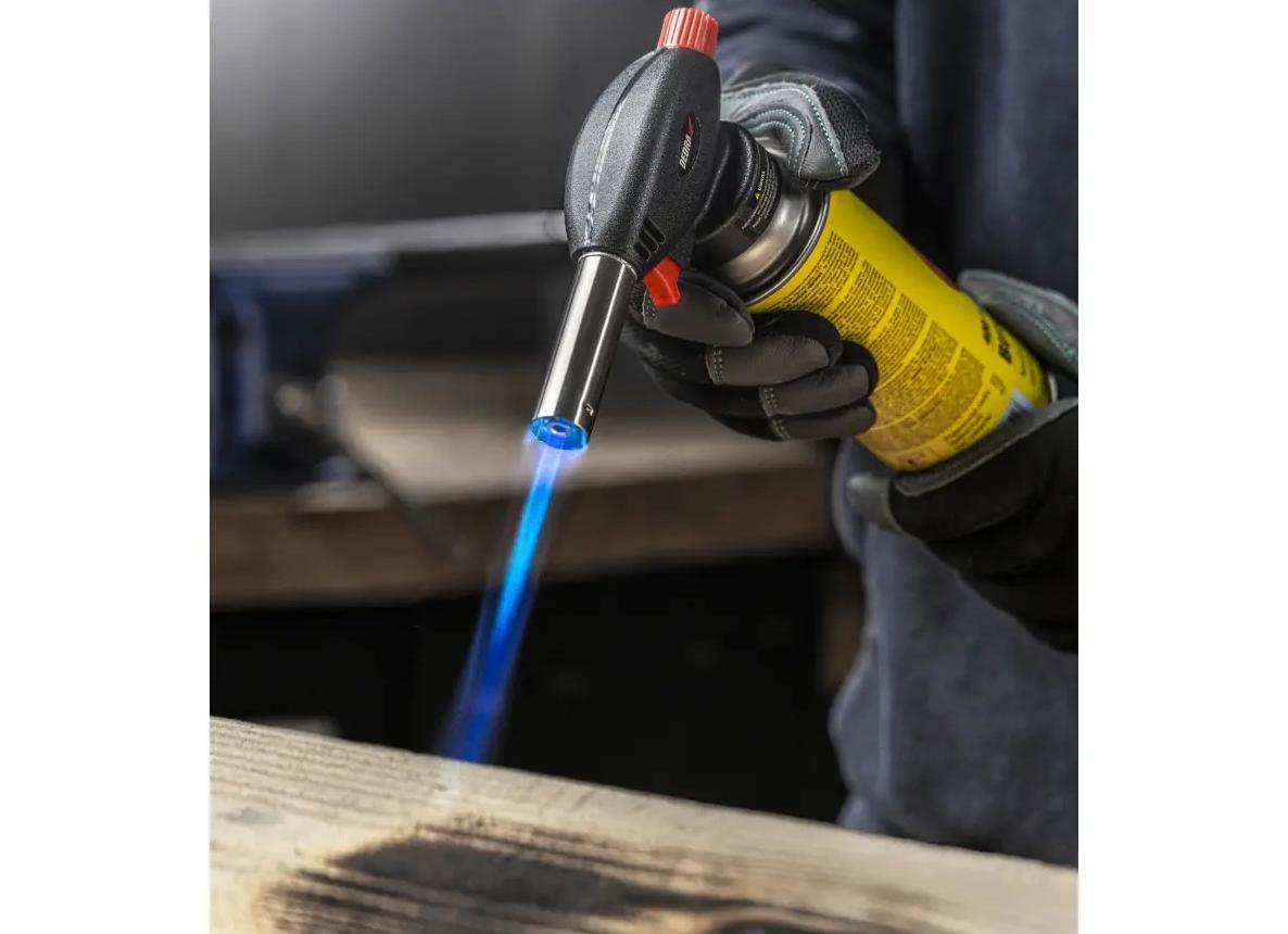 Сколько составляет температура пламени газовой горелки