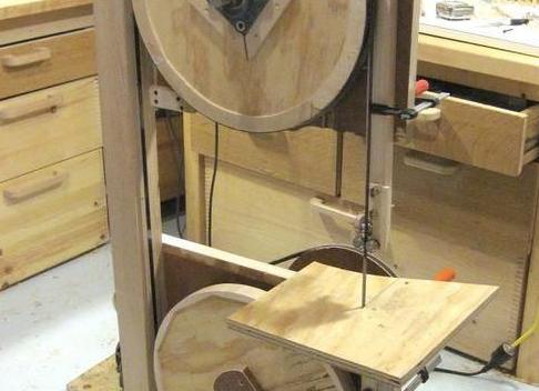 Ленточная пила по дереву своими руками